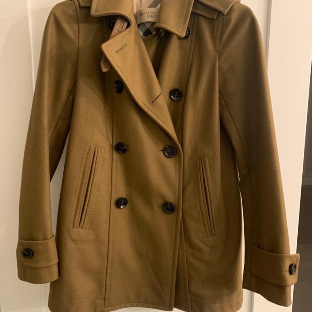 Burberry wool coat Small size